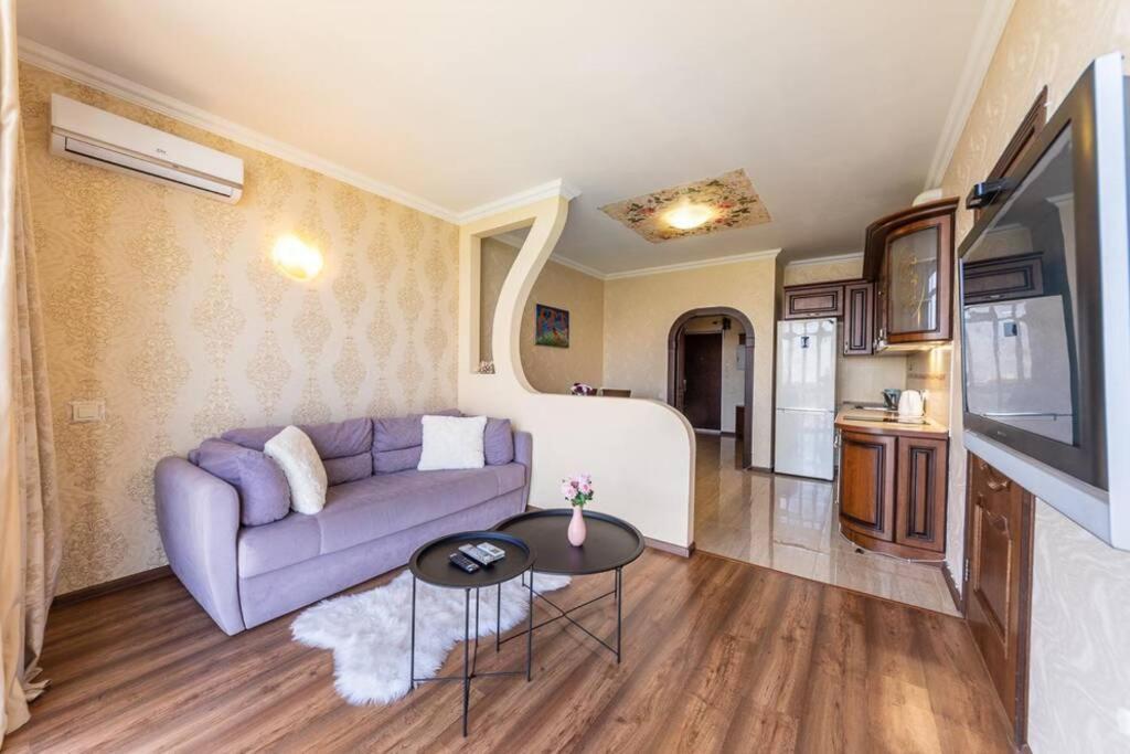 Apartments With Crazy Panoramic View Of The Dniepr Kyjev Exteriér fotografie